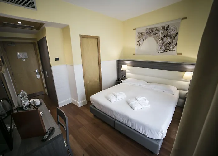 Aphrodite Otel 4*