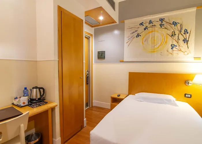 Otel Aphrodite 4*